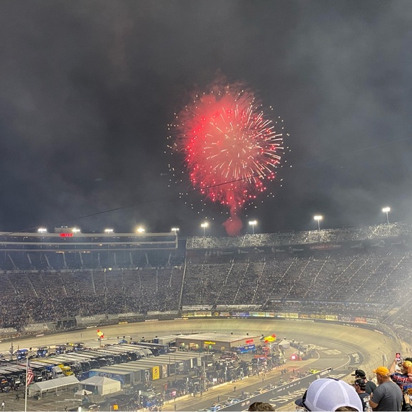 Meet your Posher, Cassie - Picture 15 of 16